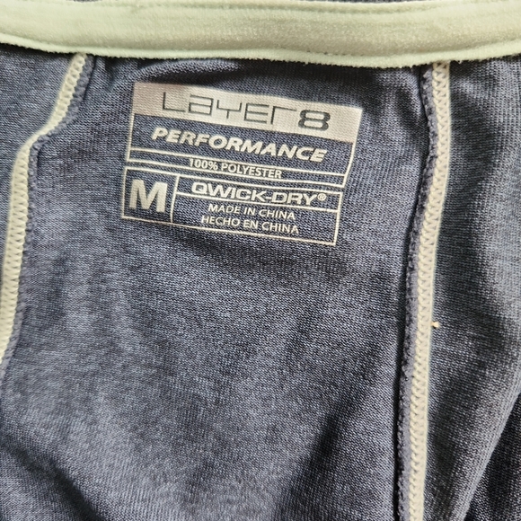 Athletic long sleeve top - Picture 2 of 2